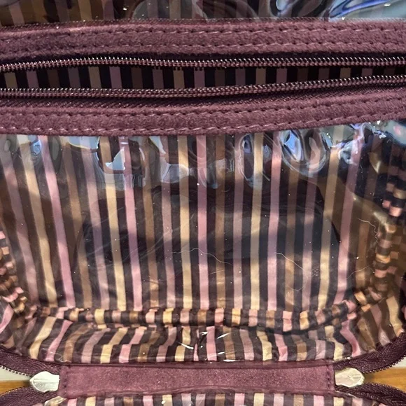 Estee Lauder Plum Cosmetic Case with Gold Accents - Picture 3 of 6